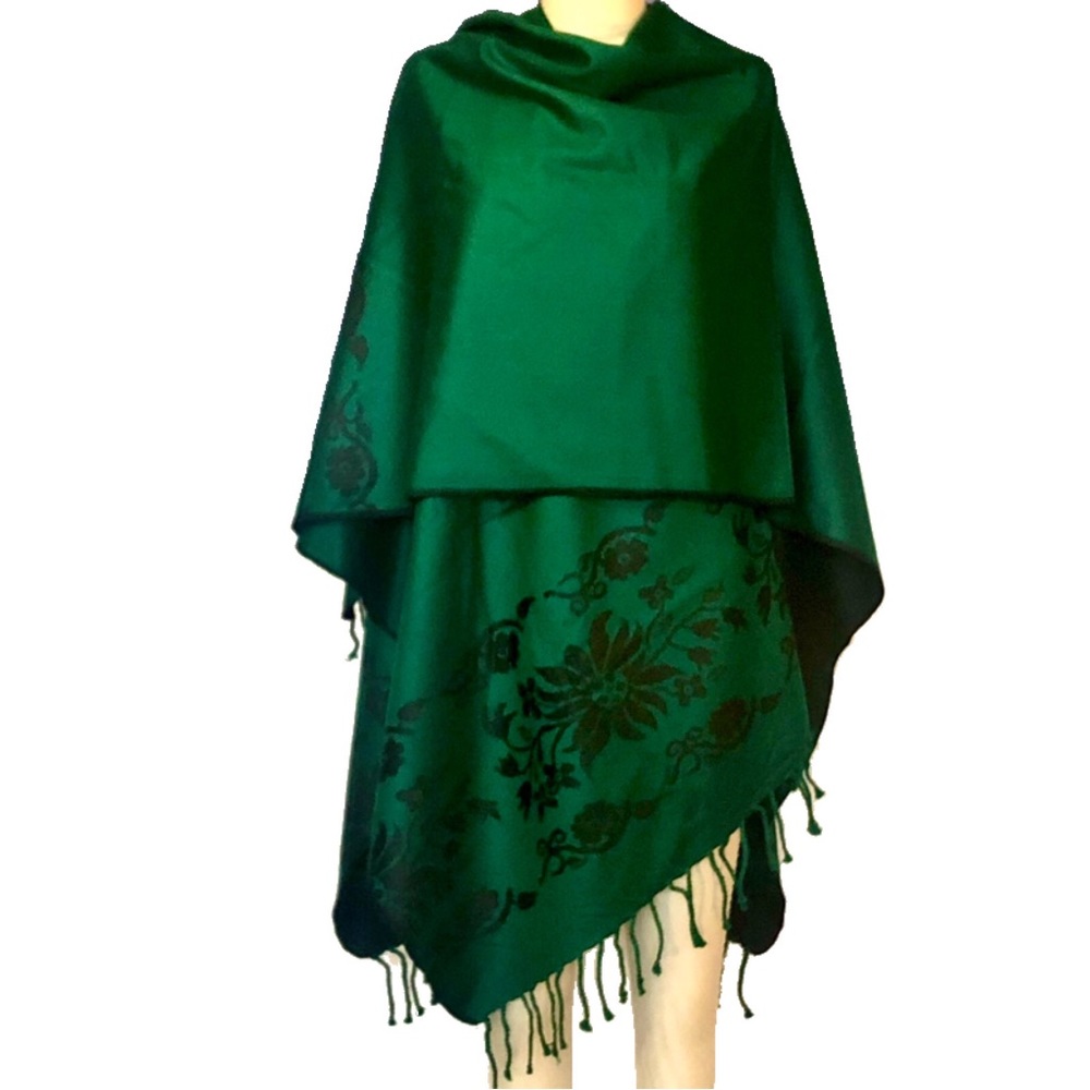 Elegant Green Floral Wrap